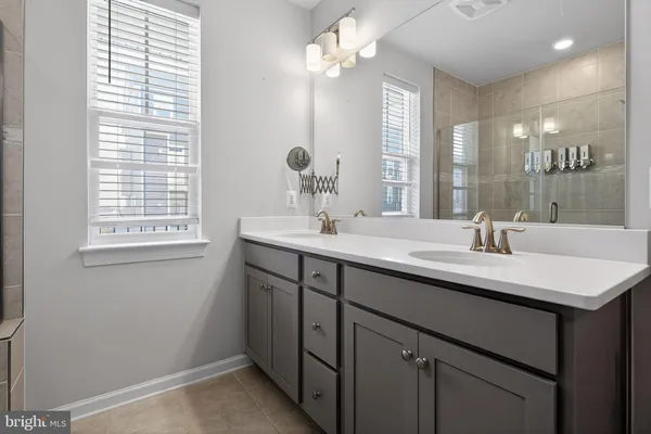 $3,300 | 14937 River Walk Way, Woodbridge, VA 22191