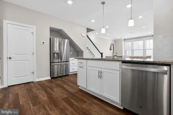 $3,300 | 14937 River Walk Way, Woodbridge, VA 22191