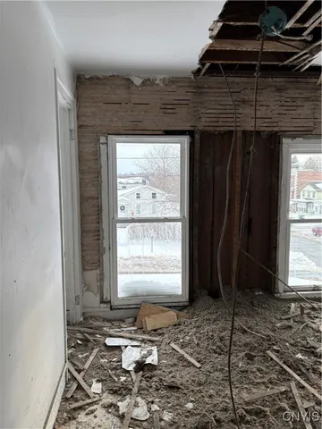 $47,000 | 97 West Cayuga Street, Oswego, NY 13126