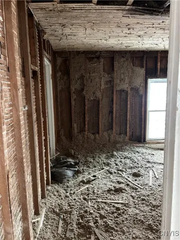 $47,000 | 97 West Cayuga Street, Oswego, NY 13126