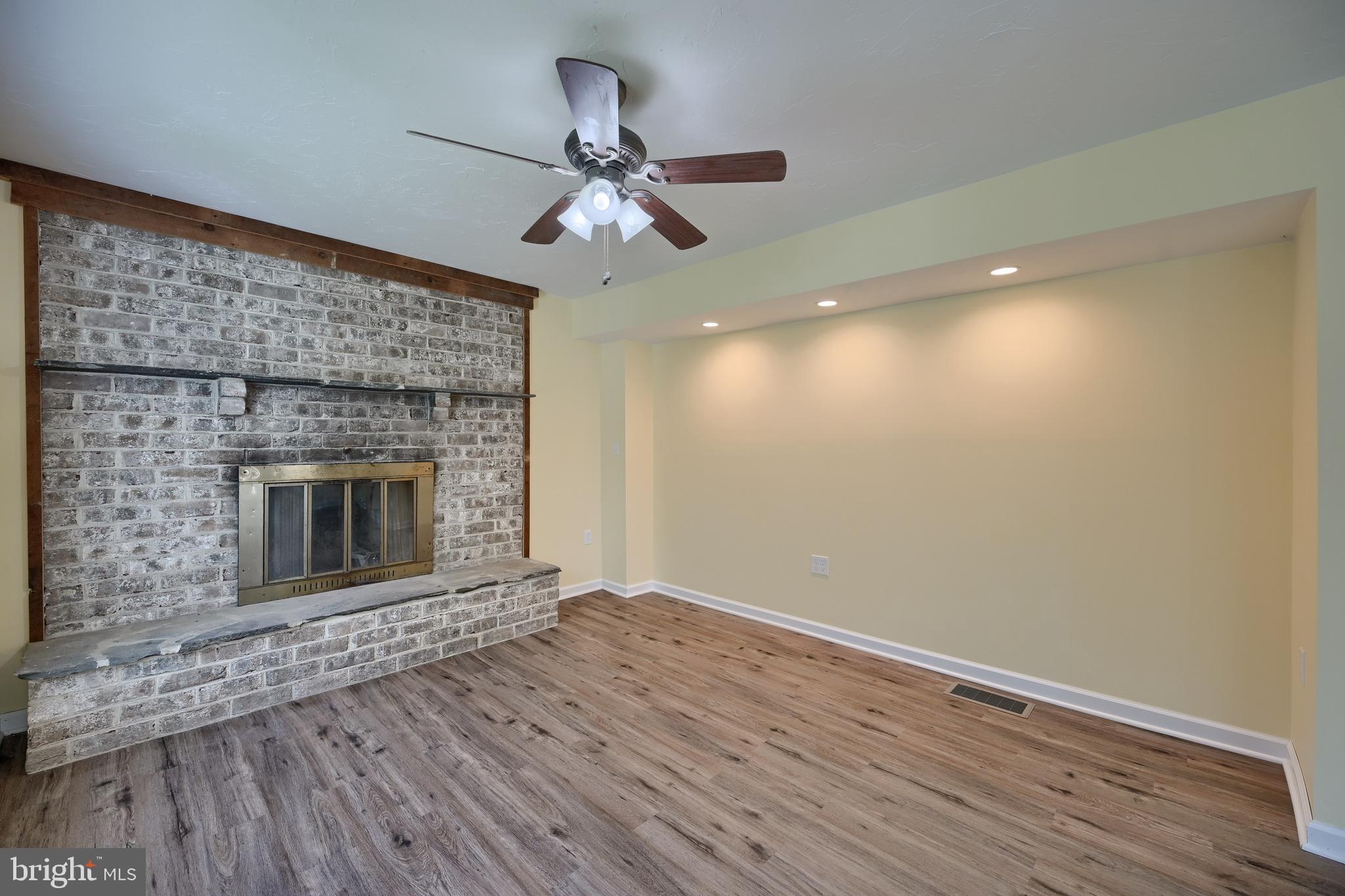 2619 Walnut Bottom Road Carlisle, PA 17015 - Photo 5 of 30 Gallery Image 5