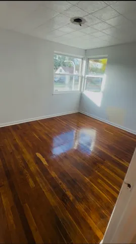 $1,880 | 9677 South Crandon Avenue, Unit NONE, Chicago, IL 60617