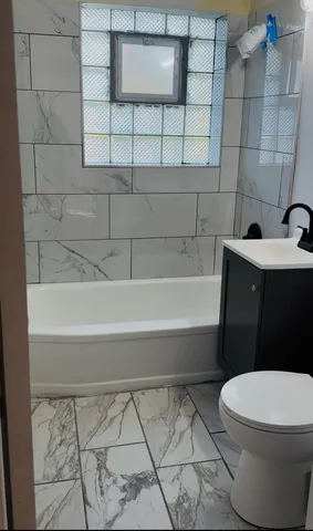 $1,880 | 9677 South Crandon Avenue, Unit NONE, Chicago, IL 60617