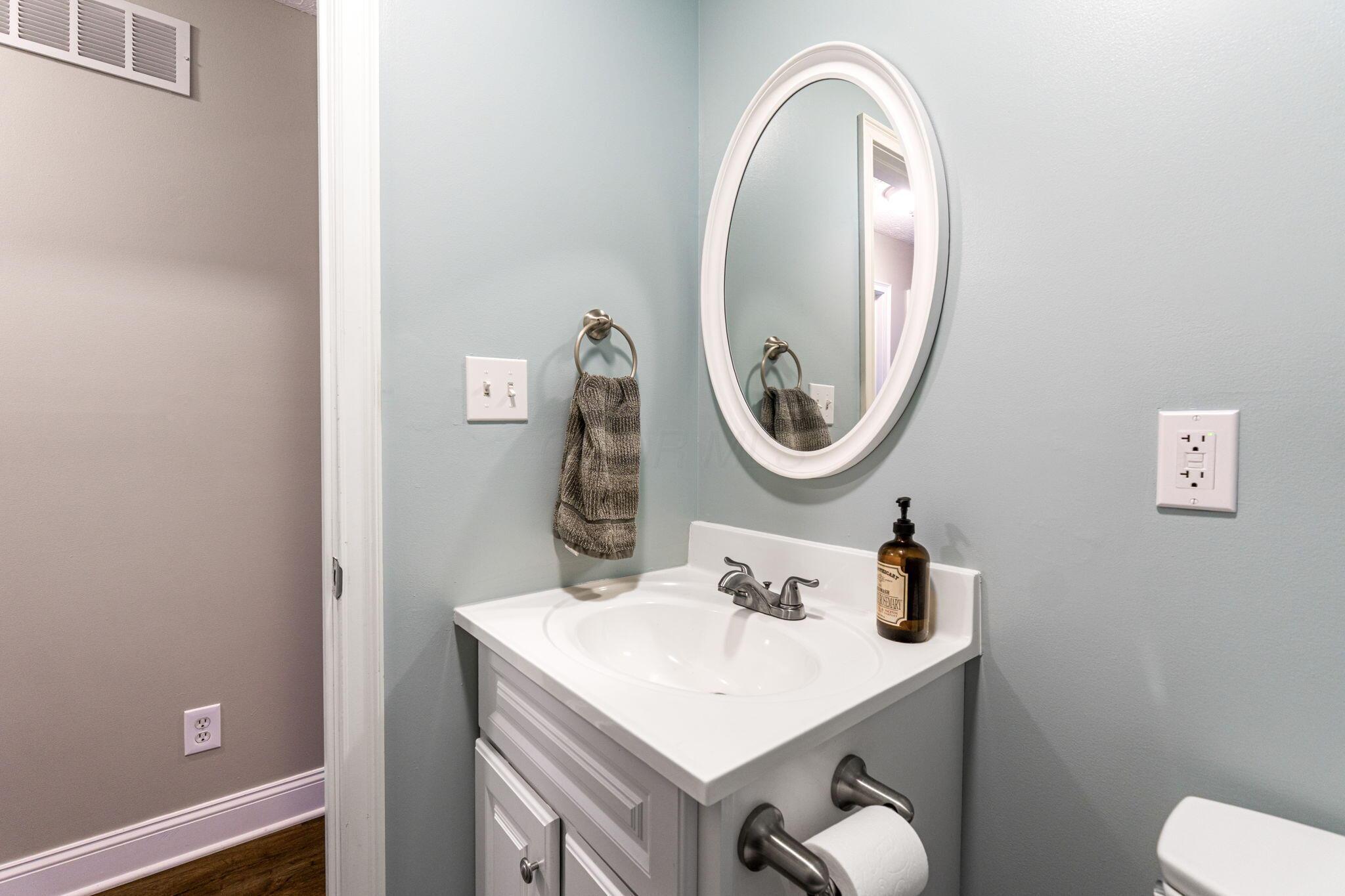 14103 Lockbourne Eastern Road Ashville, OH 43103 - Photo 28 of 73 14103 Lockbourne Eastern Rd (Interior)-2
