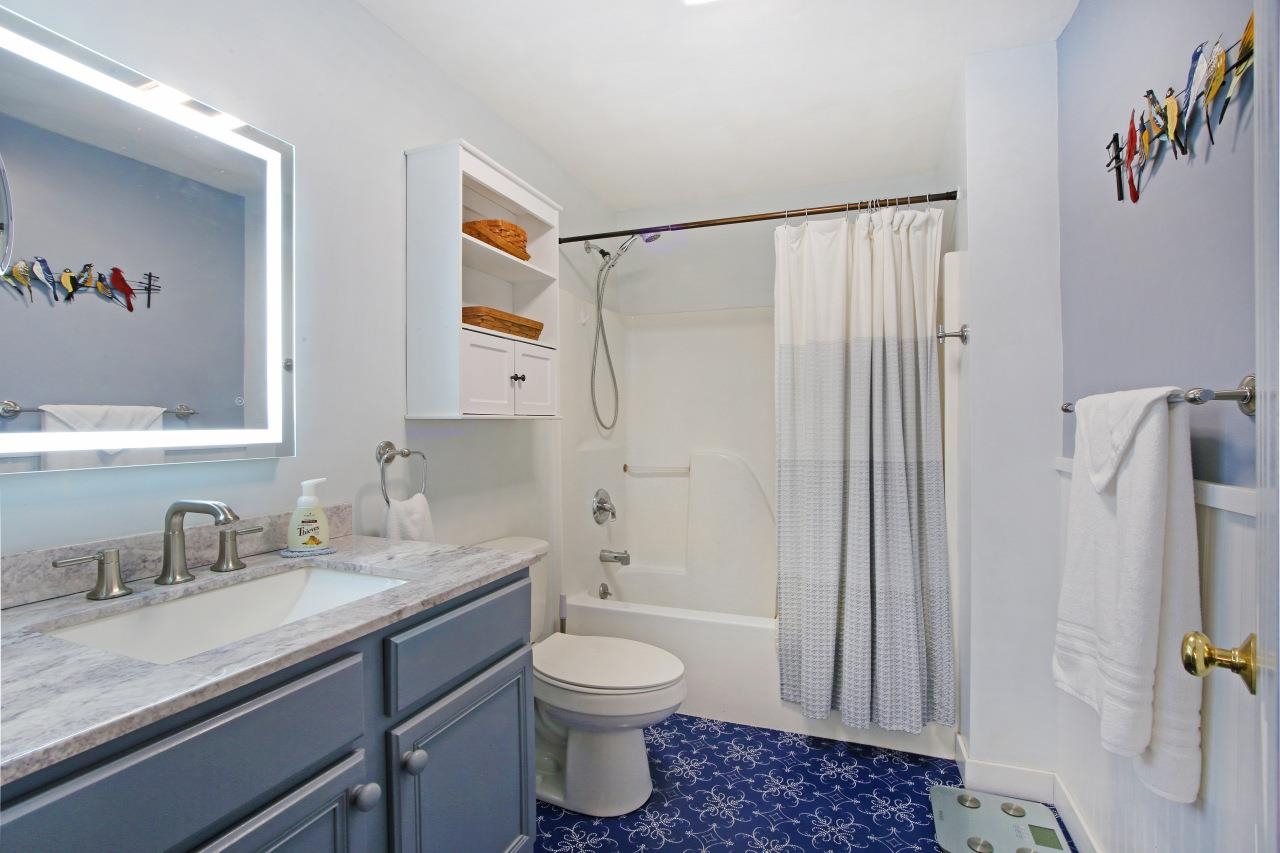8 Royal Lane, Unit 22 Raymond, NH 03077 - Photo 39 of 60