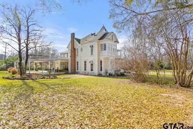 $524,900 | 301 West Larissa Street, Jacksonville, TX 75766