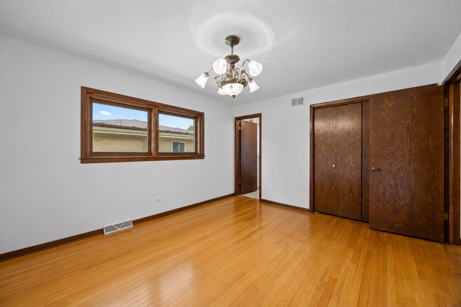 1012 Courtland Avenue Park Ridge, IL 60068 - Photo 13 of 31