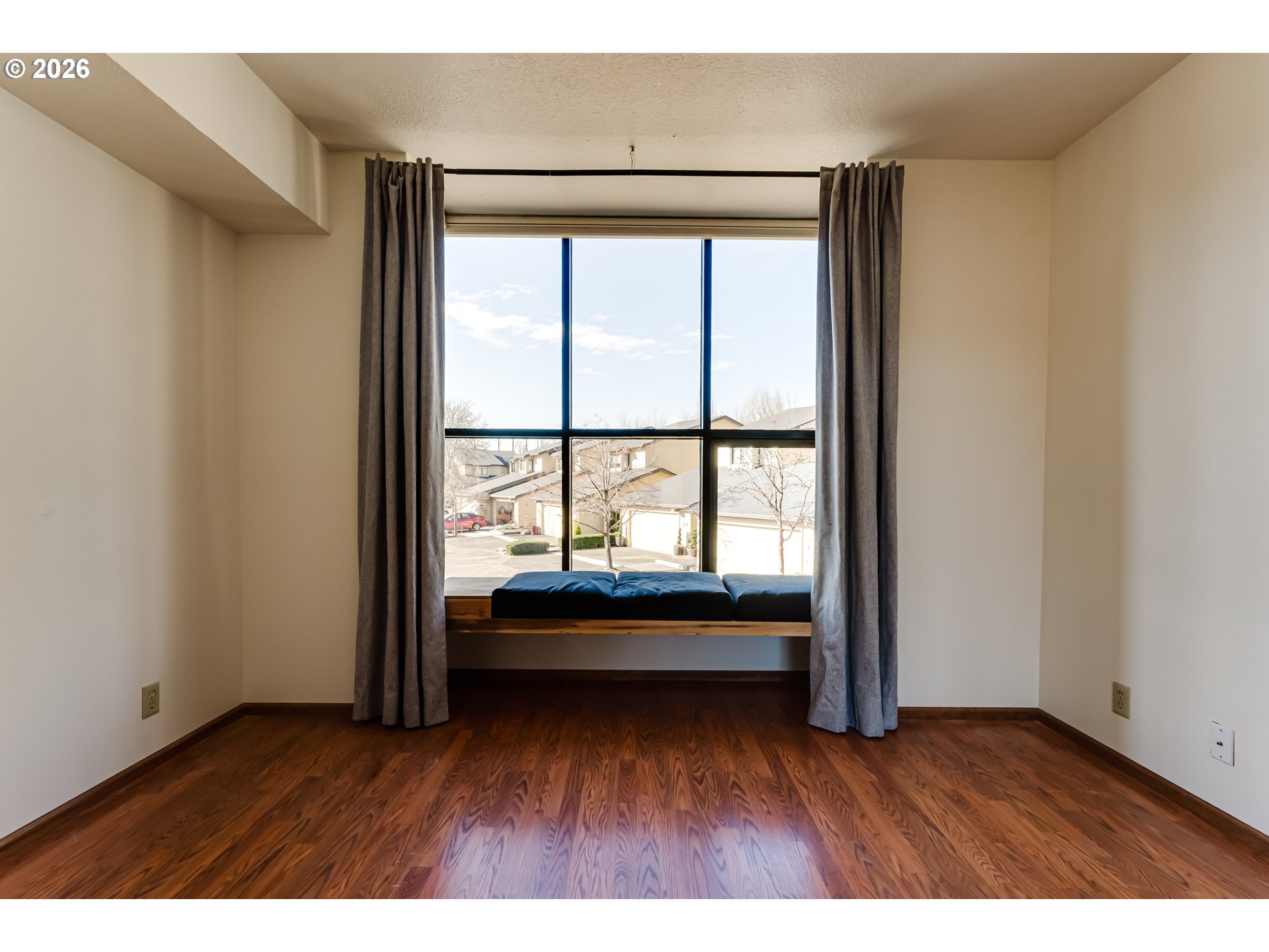 606 Wimbledon Court Eugene, OR 97401 - Photo 16 of 35