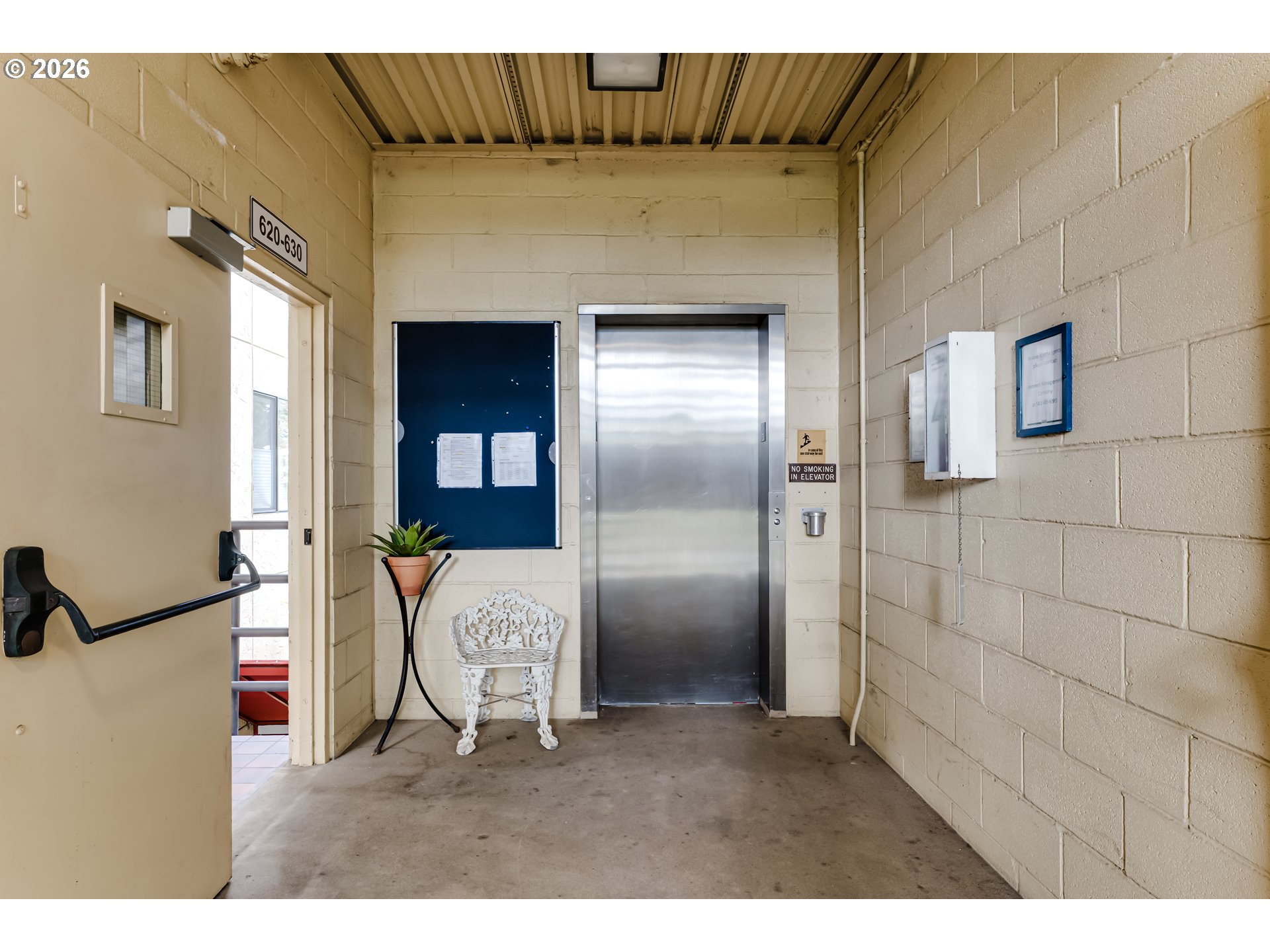 606 Wimbledon Court Eugene, OR 97401 - Photo 28 of 35