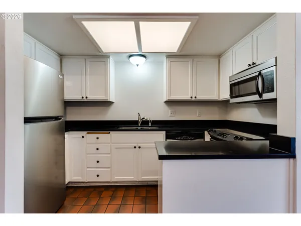 $265,000 | 606 Wimbledon Court, Eugene, OR 97401