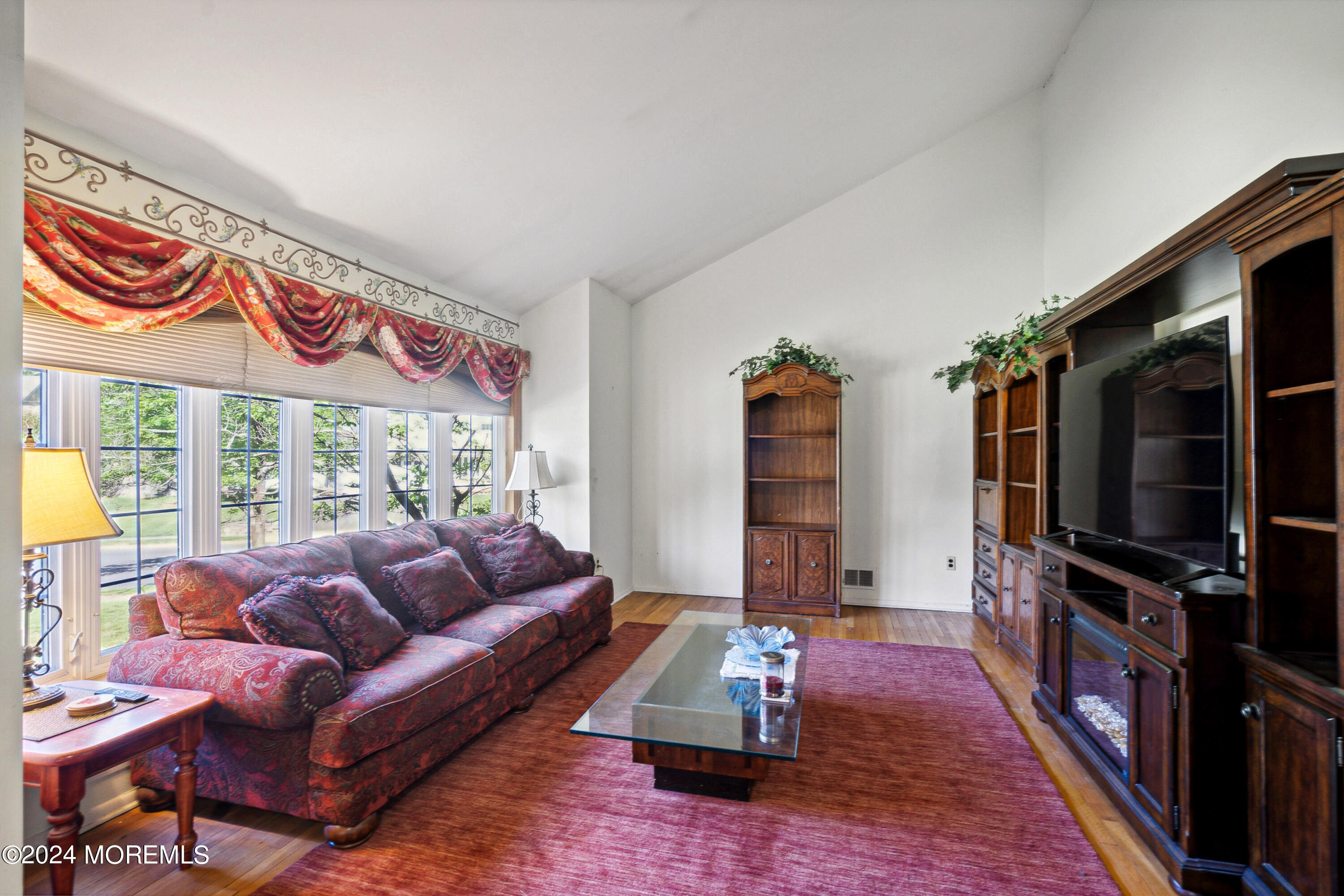 28 High Ridge Road Howell, NJ 07731 - Photo 3 of 24 4