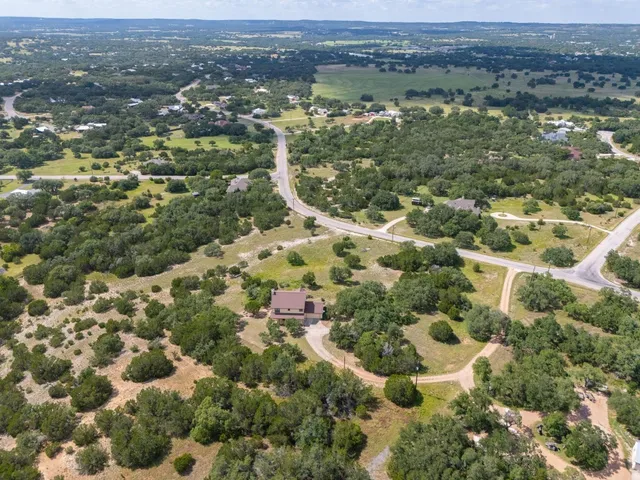 $739,500 | 995 Cielo Springs Drive, Blanco, TX 78606