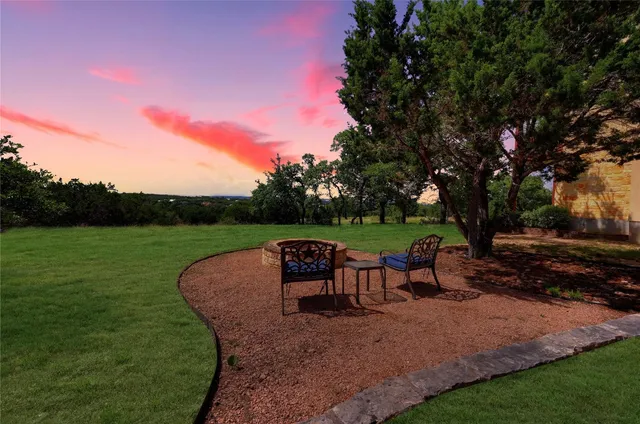 $739,500 | 995 Cielo Springs Drive, Blanco, TX 78606
