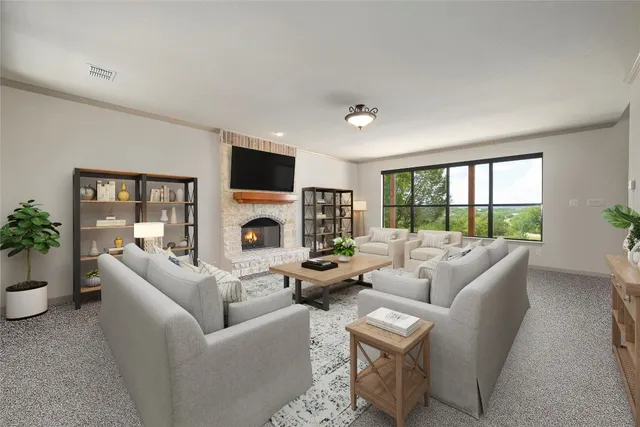 $739,500 | 995 Cielo Springs Drive, Blanco, TX 78606