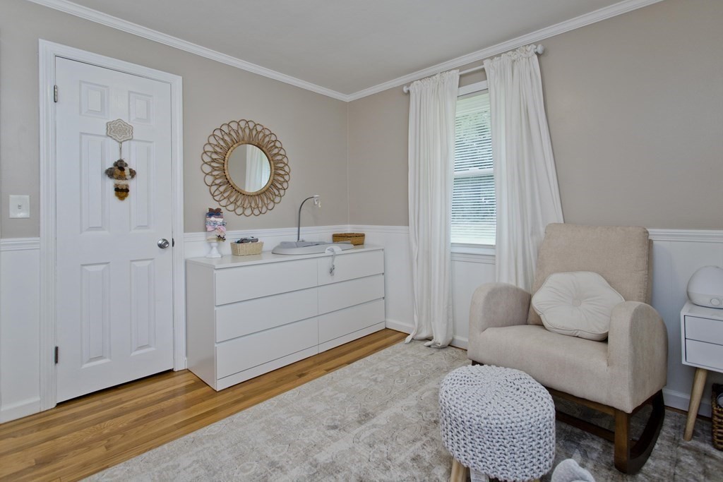 43 Sedgewick Street Springfield, MA 01108 - Photo 11 of 34