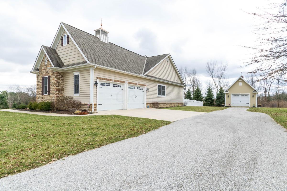 12880 Chambers Road Sunbury, OH 43074 - Photo 7 of 50 Gallery Image 7