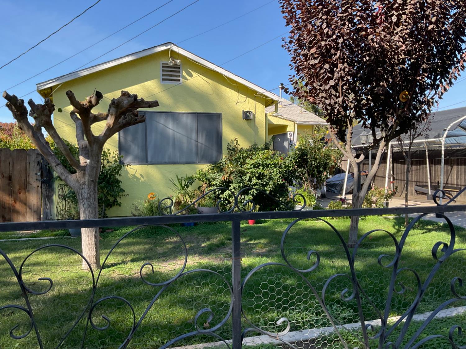 915 R Street Merced, CA 95341 - Photo 9 of 44 Gallery Image 9