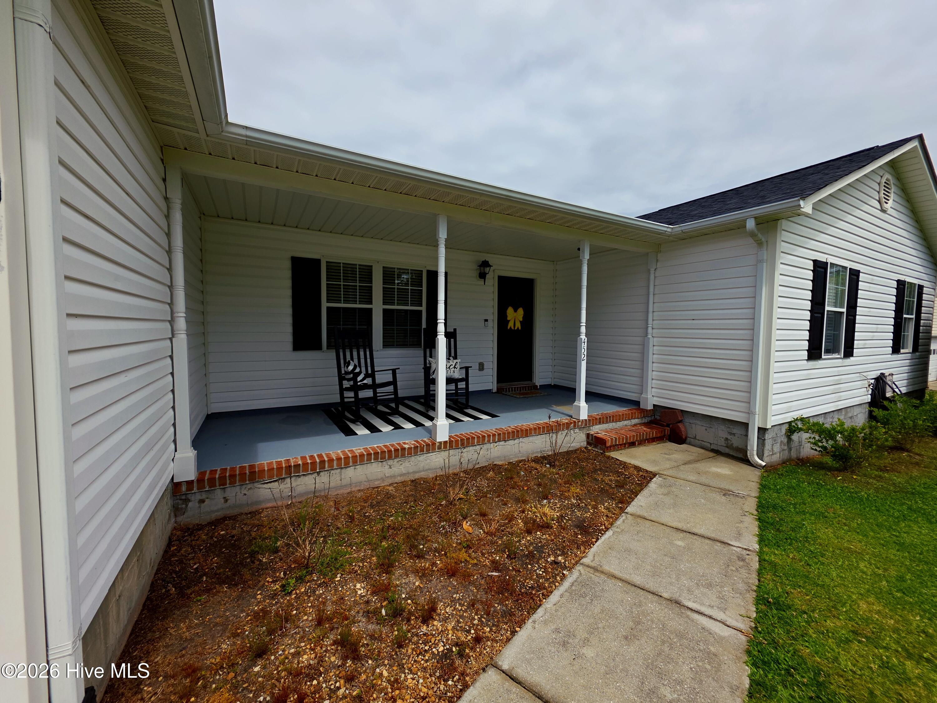 452 High Hill Road Jacksonville, NC 28540 - Photo 2 of 4 20260428_142225