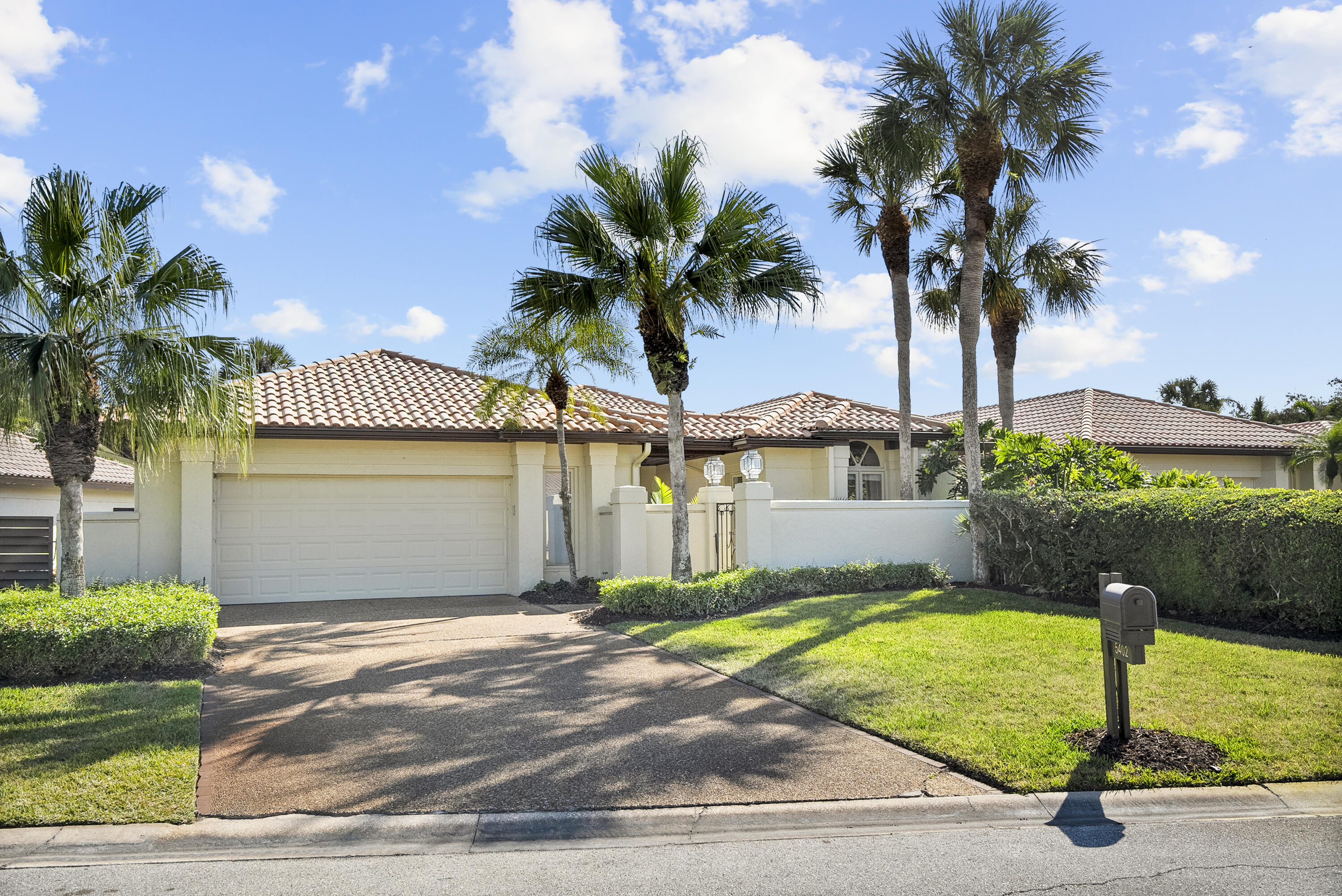 5402 Southeast Meredith Terrace Stuart, FL 34997 - Photo 2 of 65 DSC08392