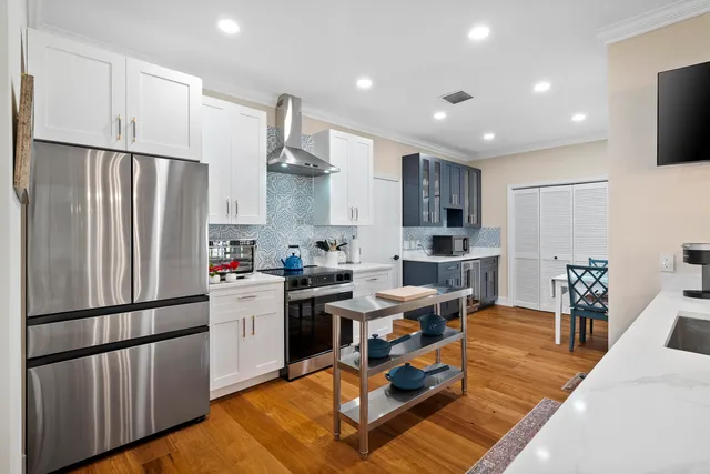 $695,000 | 5402 Southeast Meredith Terrace, Stuart, FL 34997