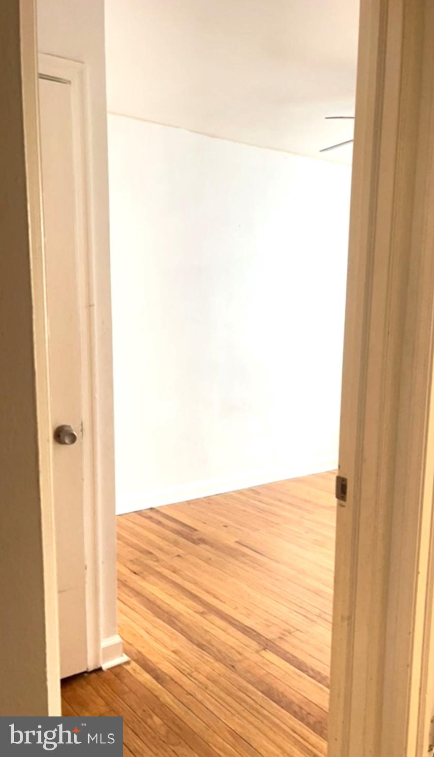351 East Claremont Road Philadelphia, PA 19120 - Photo 9 of 30