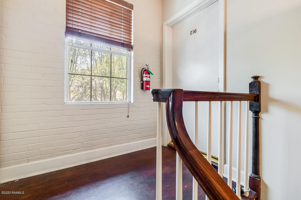 213 Bendel Road, Unit 216 Lafayette, LA 70503 - Photo 2 of 2