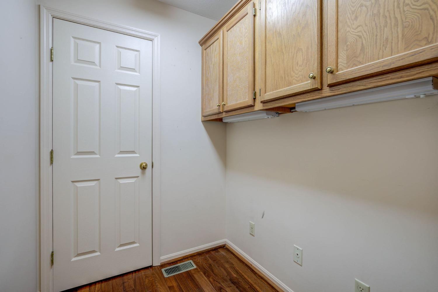 7911 Cheviot Road, Unit 22 Cincinnati, OH 45247 - Photo 19 of 32 Gallery Image 19