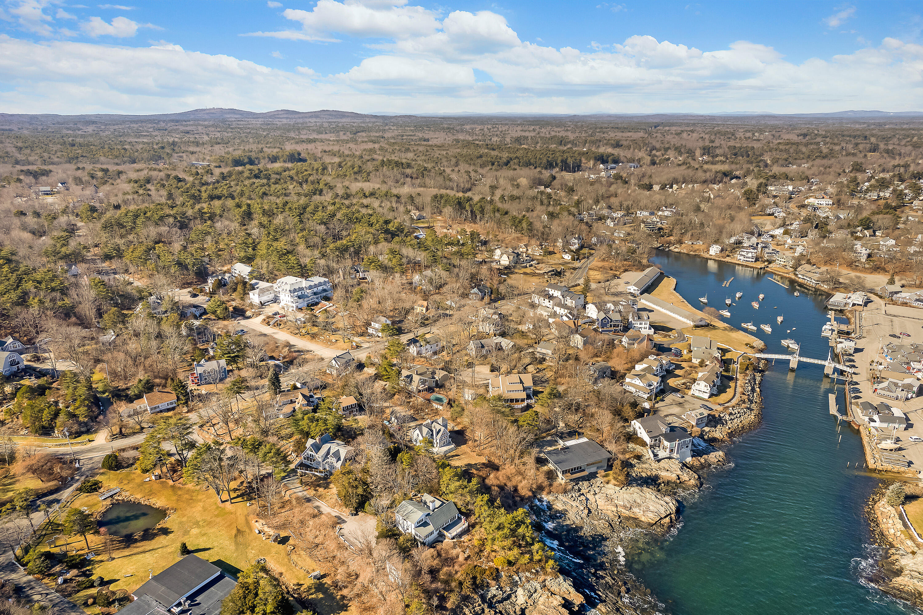 512 Shore Road, Unit 13 Ogunquit, ME 03907 - Photo 29 of 37 512 Shore Rd #13_115