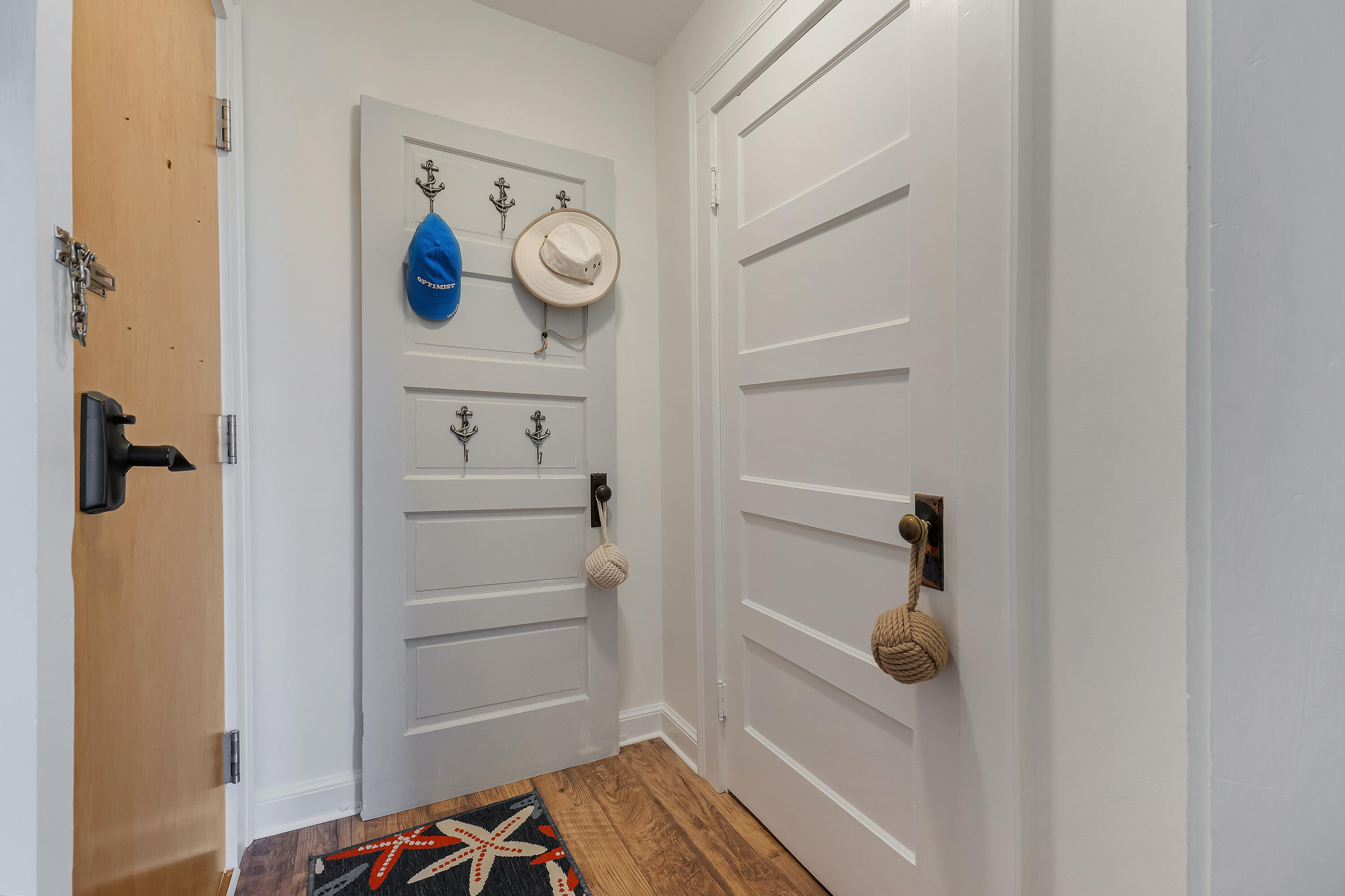 512 Shore Road, Unit 13 Ogunquit, ME 03907 - Photo 5 of 37 512 Shore Rd #13_123