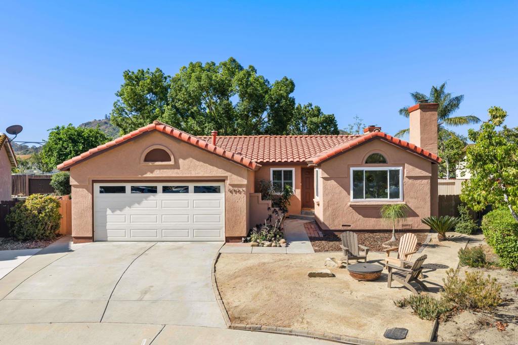 4903 Lake Park Court Fallbrook, CA 92028 - Photo 2 of 33 Front Elevation