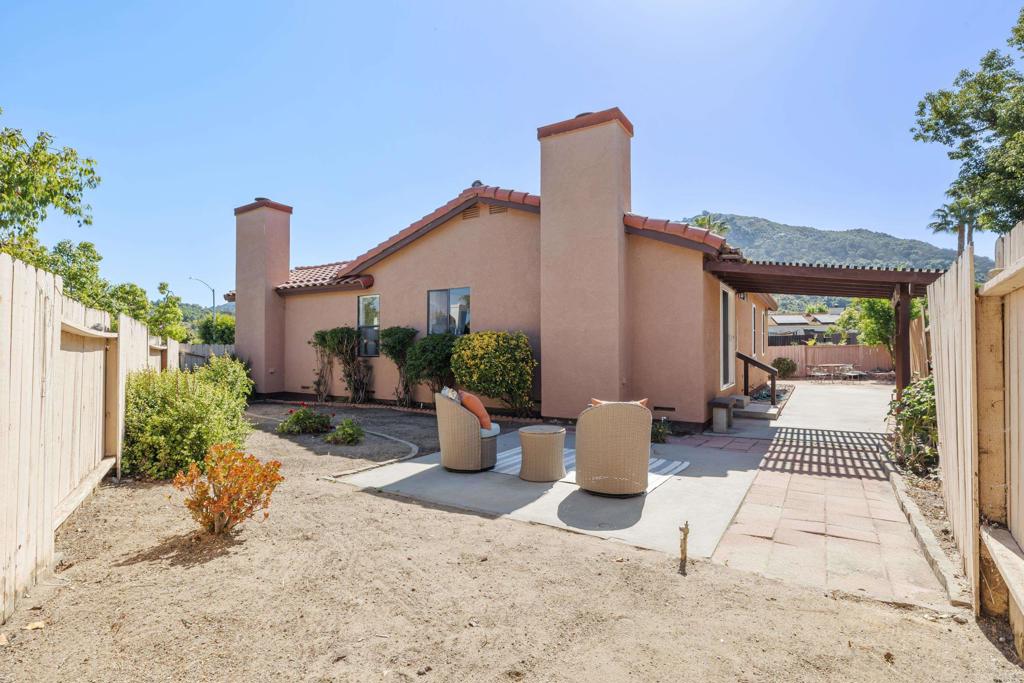 4903 Lake Park Court Fallbrook, CA 92028 - Photo 29 of 33
