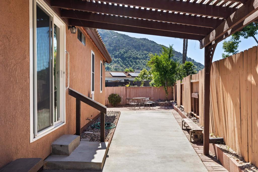 4903 Lake Park Court Fallbrook, CA 92028 - Photo 30 of 33