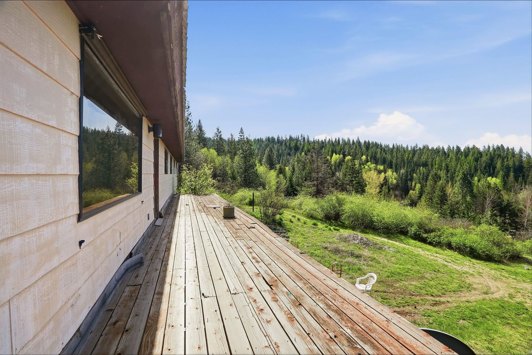 16617 East Blanchard Road Chattaroy, WA 99003 - Photo 13 of 15