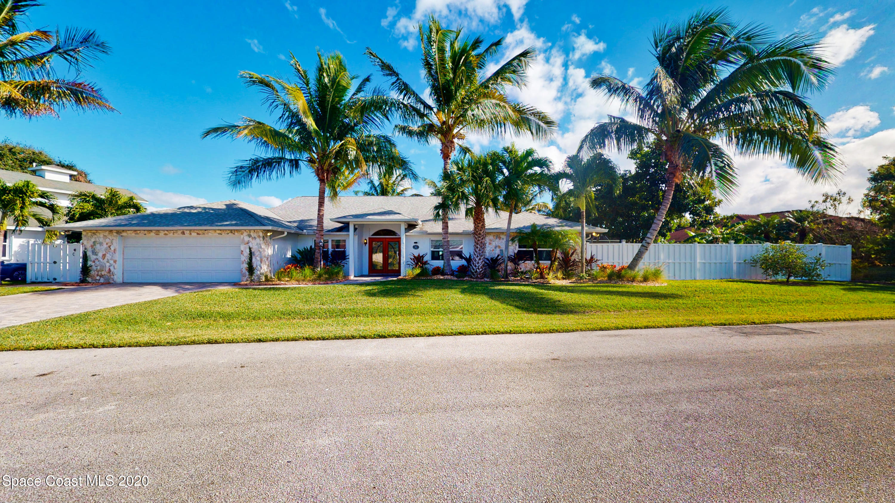 116 Queen Ann Court Fort Pierce, FL 34949 - Photo 3 of 51 116 Queen Ann(22)
