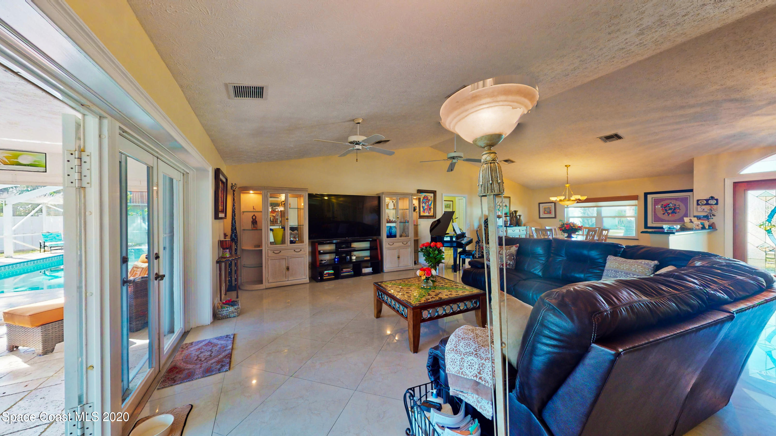 116 Queen Ann Court Fort Pierce, FL 34949 - Photo 10 of 51 116 Queen Ann(35)