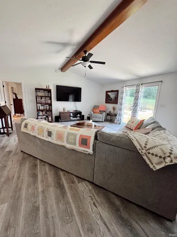 $390,000 | 8488 East Ash Road, Bloomfield, IN 47424