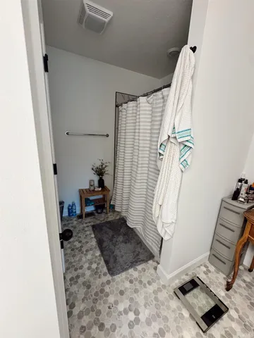 $390,000 | 8488 East Ash Road, Bloomfield, IN 47424