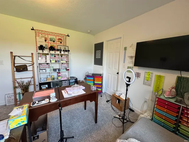 $390,000 | 8488 East Ash Road, Bloomfield, IN 47424