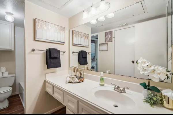 $130,000 | 2750 Holly Hall Street, Unit 1403, Houston, TX 77054