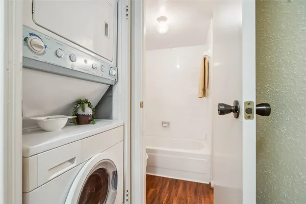 $130,000 | 2750 Holly Hall Street, Unit 1403, Houston, TX 77054