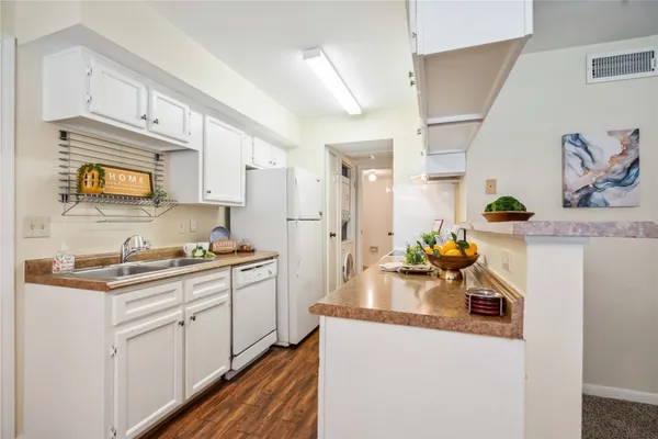 $130,000 | 2750 Holly Hall Street, Unit 1403, Houston, TX 77054