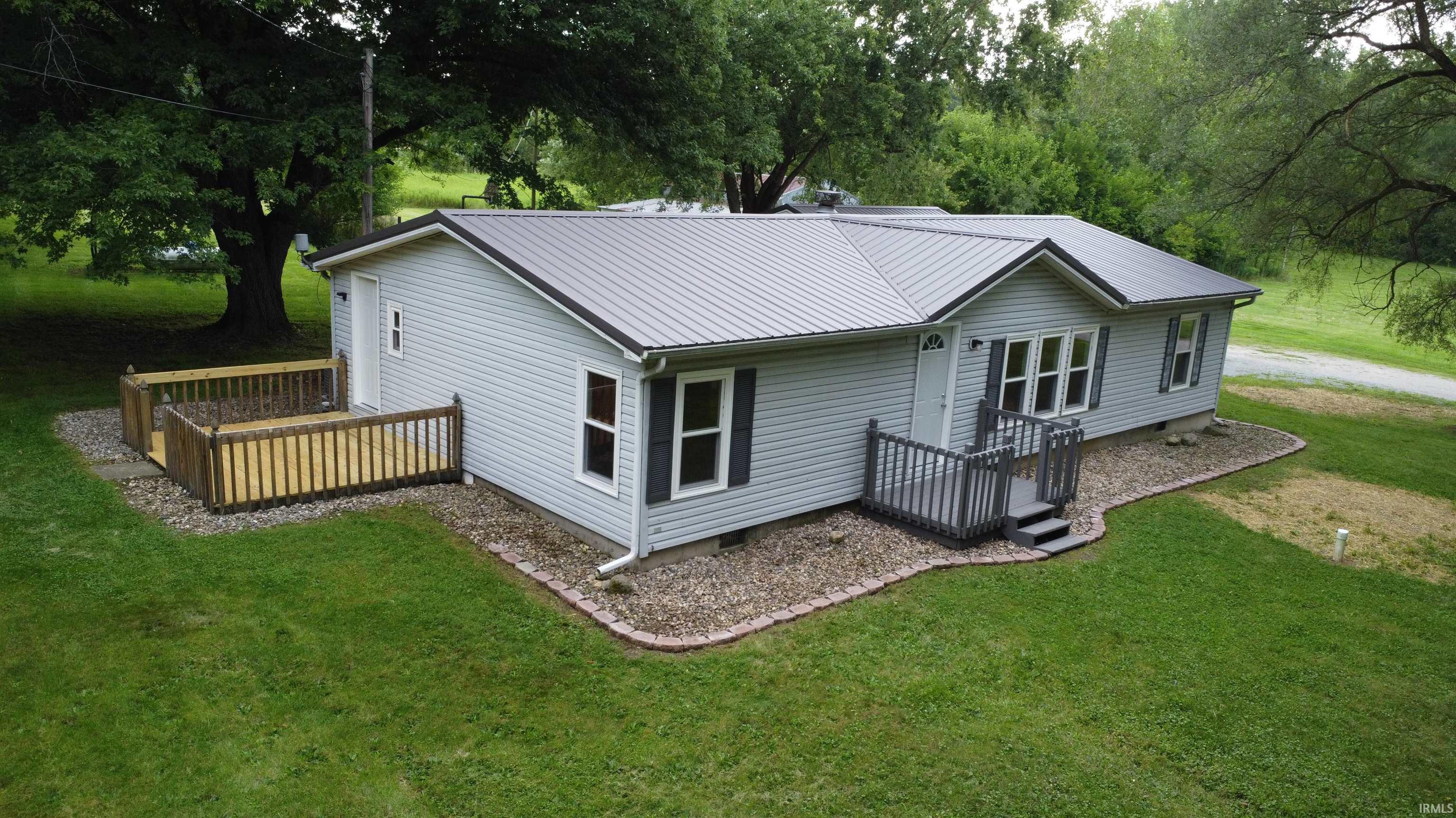 5250 South Country Club Road Warsaw, IN 46580 - Photo 1 of 33 Gallery Image 1