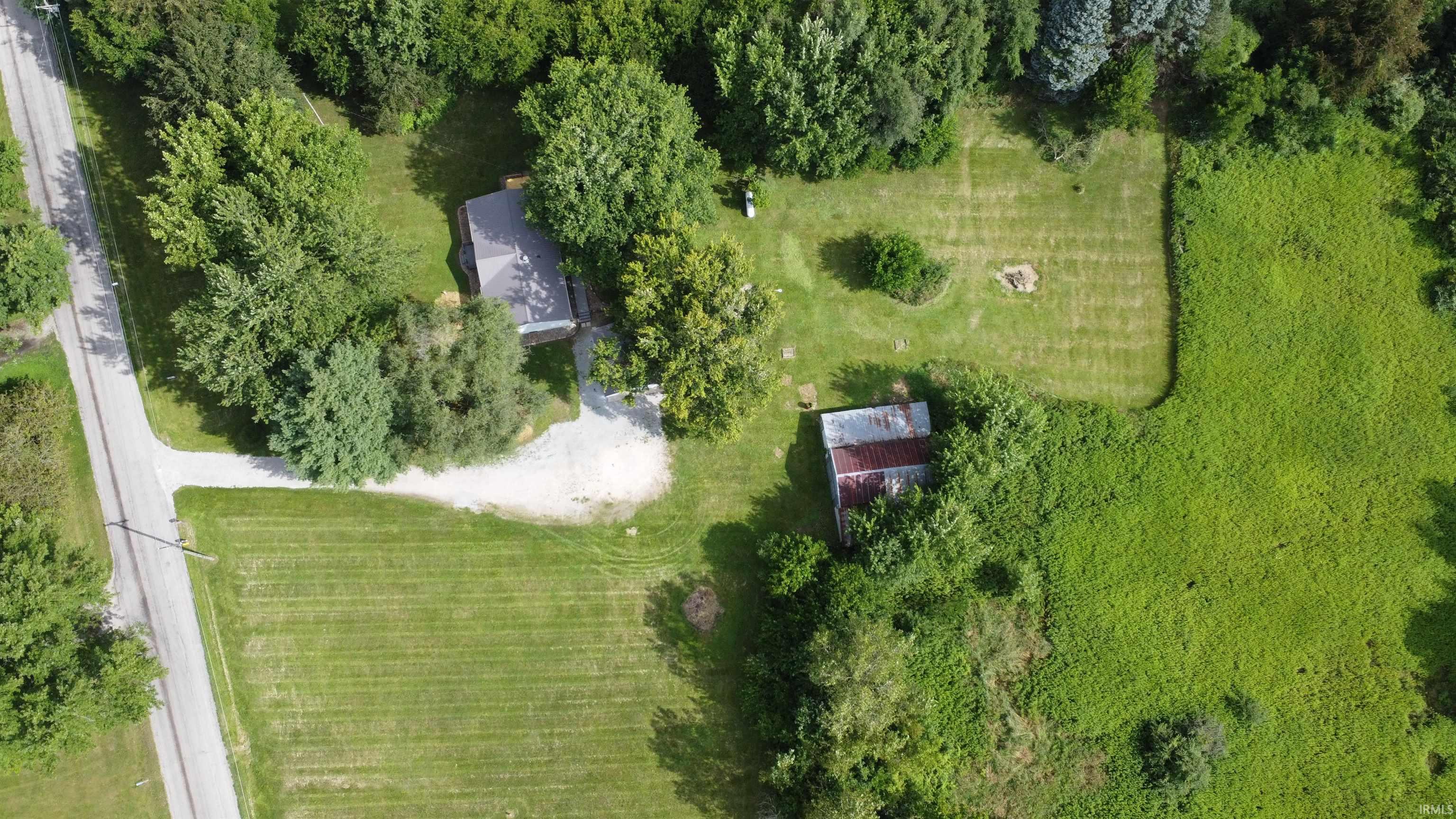 5250 South Country Club Road Warsaw, IN 46580 - Photo 5 of 33 Gallery Image 5