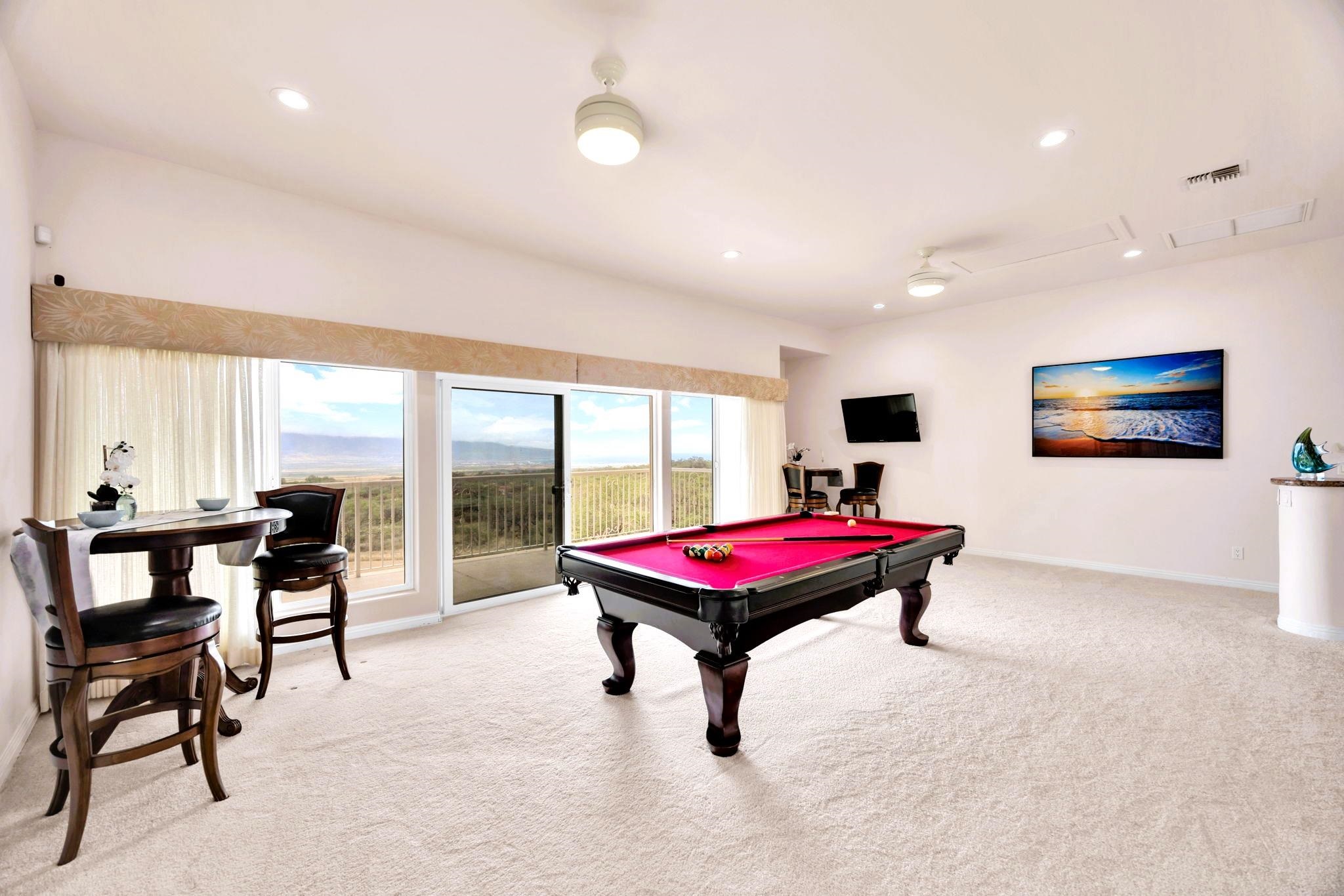 3446 Omaopio Road Kula, HI 96790 - Photo 8 of 49 Massive Entertainment Area - South and North Shore Ocean Views