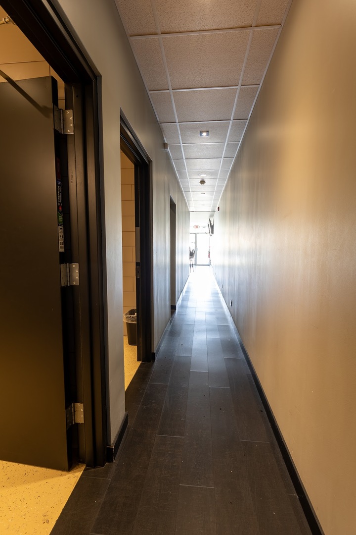 8905 Cermak Road North Riverside, IL 60546 - Photo 9 of 14 a view of gallery