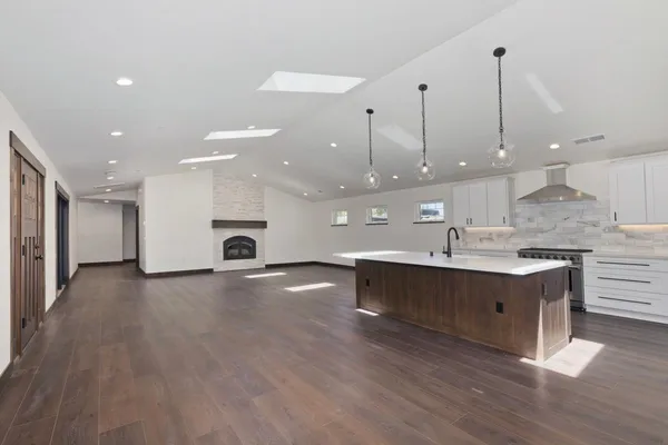 $1,149,000 | 807 South Barlow Lane, Bishop, CA 93514