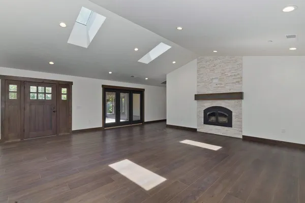 $1,149,000 | 807 South Barlow Lane, Bishop, CA 93514