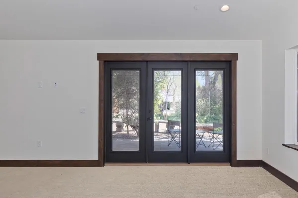 $1,149,000 | 807 South Barlow Lane, Bishop, CA 93514