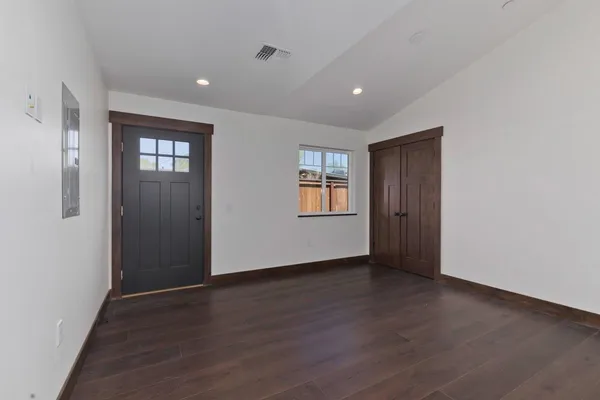 $1,149,000 | 807 South Barlow Lane, Bishop, CA 93514