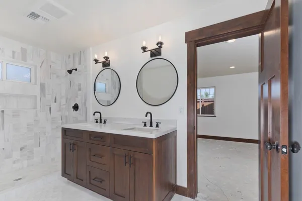 $1,149,000 | 807 South Barlow Lane, Bishop, CA 93514